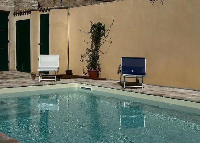 Appartamento In With Swimming Pool