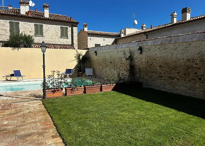 Appartamento In With Swimming Pool