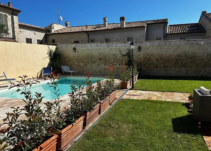 In With Swimming Pool