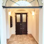 Apartment With Pool, A Few Minutes From The Sea Apartment