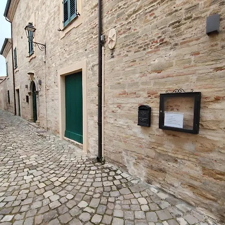 Alessandro, Apartment *
