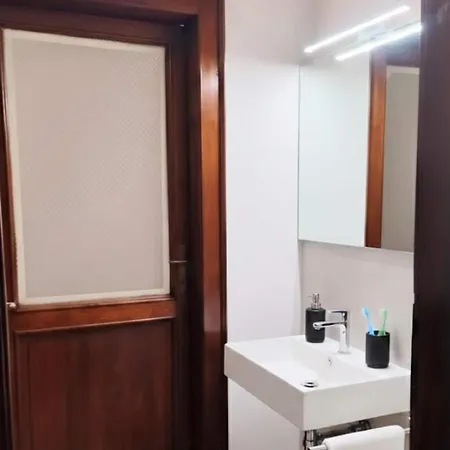 Alessandro, Apartment